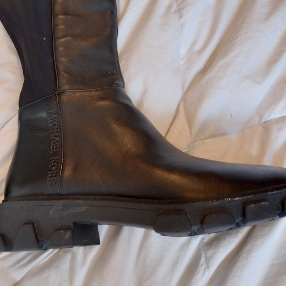NEW Michael Kors Ridley Leather Boot fullzip boot NEW 8 - Picture 4 of 5